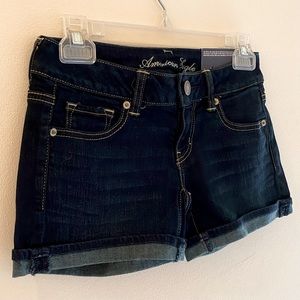 American Eagle size 0 denim shorts NWT